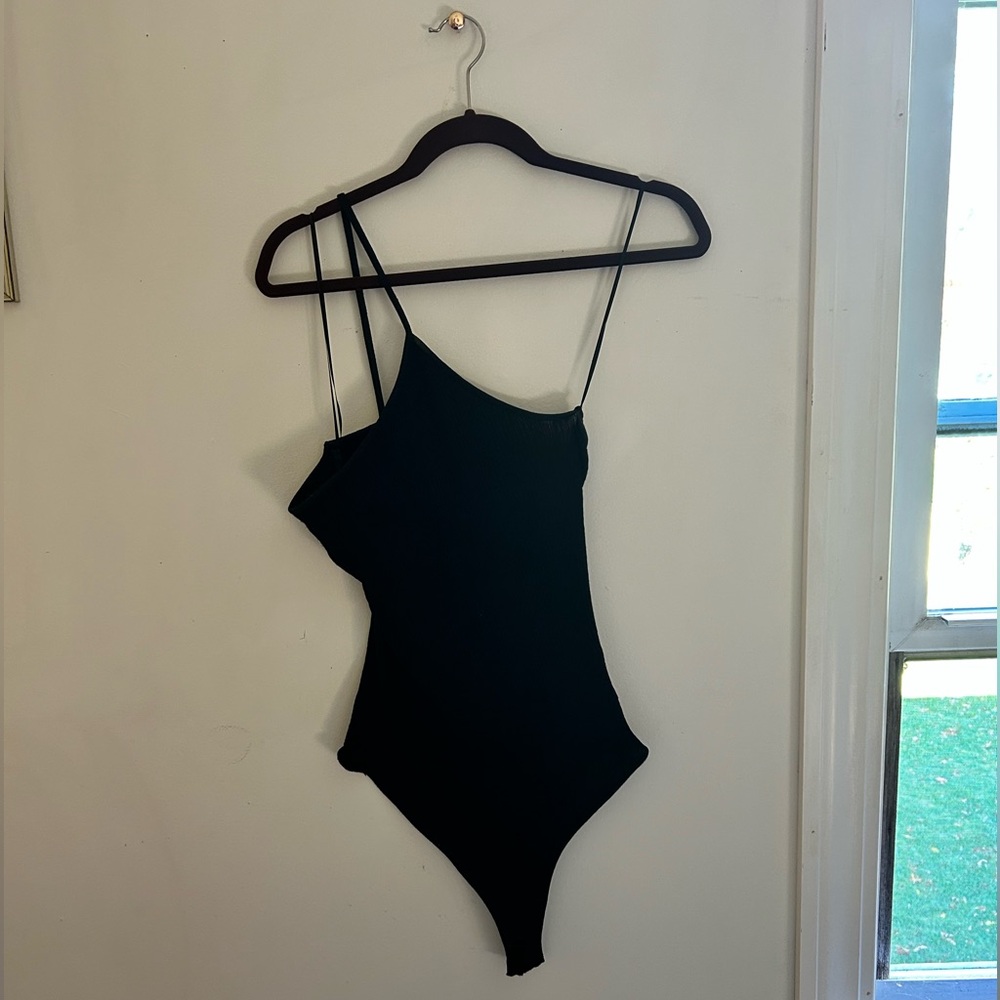 Express Black Ribbed One Shoulder Body Suit